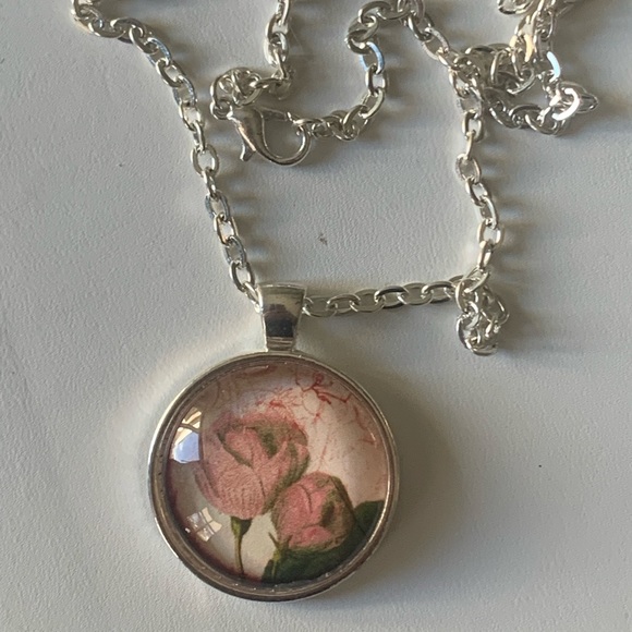 Necklace rose bud glass round pendant charm - Picture 4 of 7